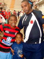 lson Luiz da Silva e seus filhos: convivncia tranquila