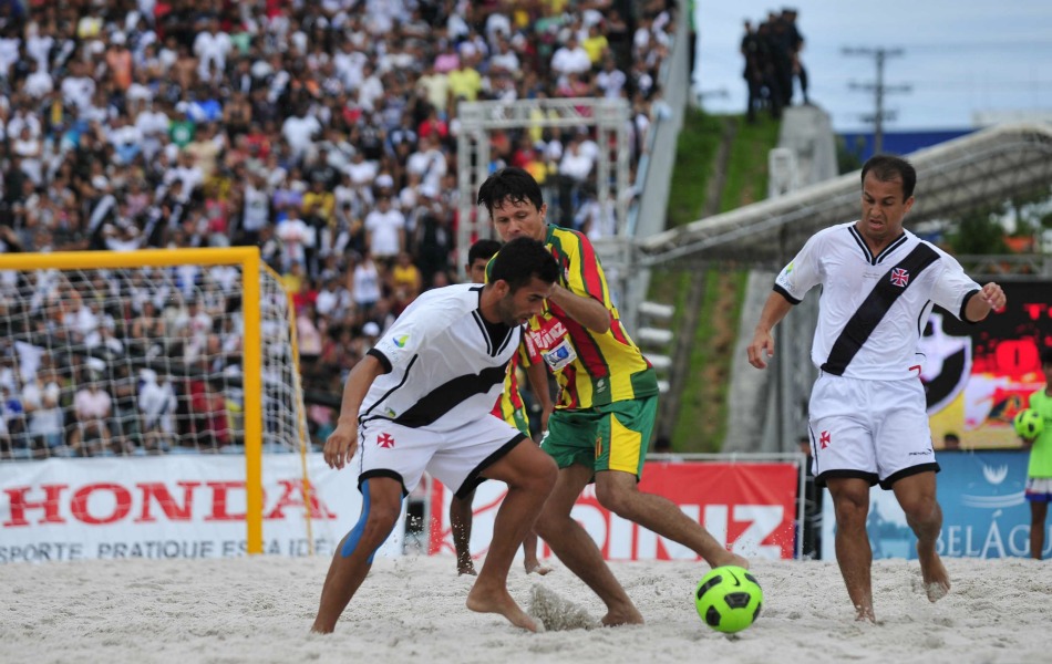 Campeonato Brasileiro de Clubes de Beach Soccer 2017 - Santos - Brasil -  07/01/2017 - 3º dia dos jogos, Sampaio Correa x Gremio - Foto: Marcello  Zambrana/AGIF (via AP Stock Photo - Alamy