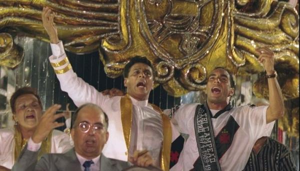 1998: Dulce Rosalina, Roberto Dinamite e Edmundo na Unidos da Tijuca, que homenageou o centenário do Vasco